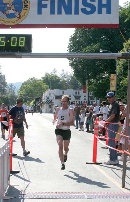 Melania Mahoney John Litzenberg, a perennial local favorite, finished first in the 10k.